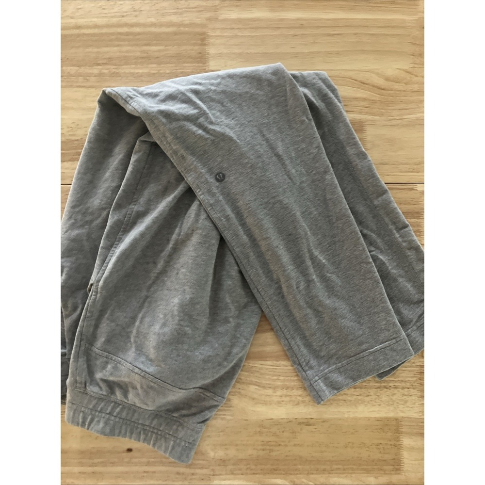 Lululemon Women's Gray Solid Soft Comfy Straight Leg Pants Pockets Size 8